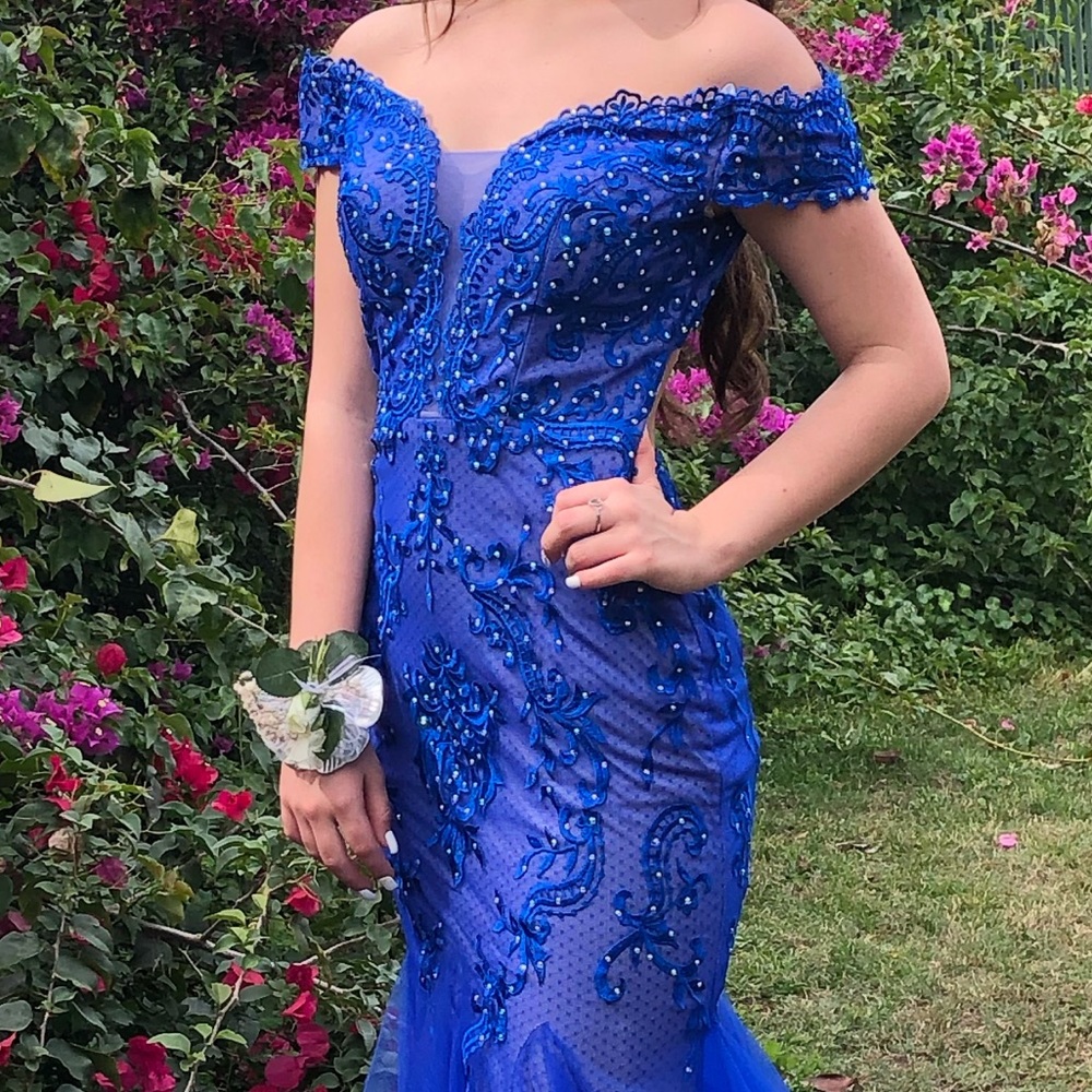 PROM DRESS - Picture 5 of 6